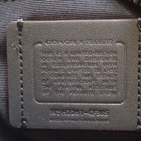 SOLD - NEW Coach X Peanuts Jamie Camera Bag With Snoopy Ski Motif - Picture 7 of 9